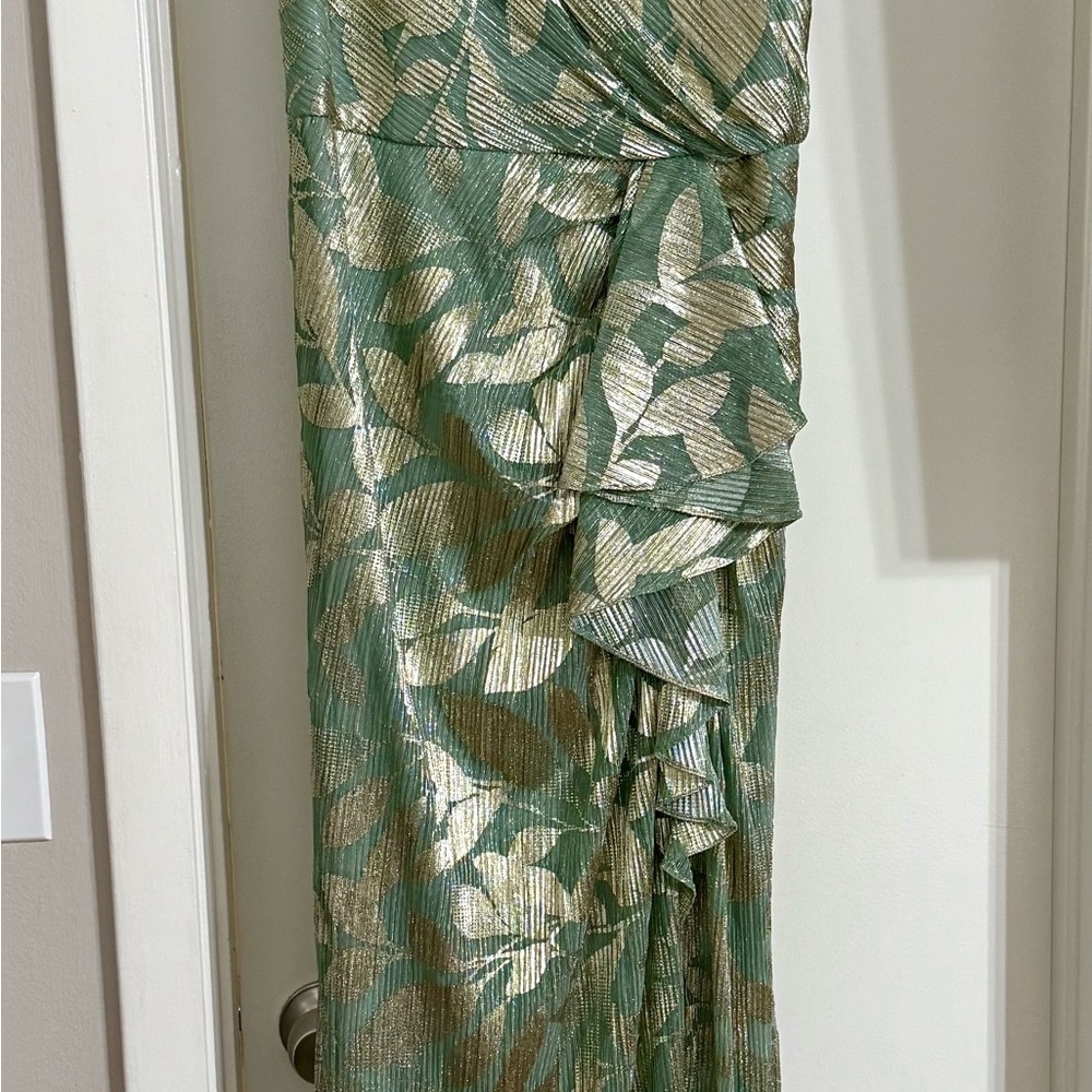 Elegant Green and Gold Floral Dress